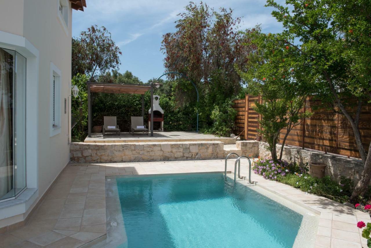 Pantanassa Villas Agia Marina Exterior foto